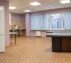 Место в четырехместном женском номере в Ледокол