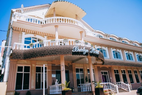 Краснодар: Отель Bridge hotel