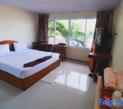 Номер Deluxe в Techno Riverview Resort