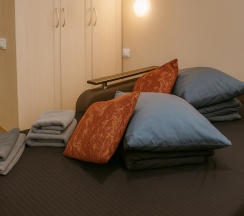 Комфорт Двуспальный С Ванной в Metro rooms