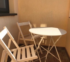 Двухместный номер Superior с балконом и с видом на море двуспальная кровать в Mon Michel