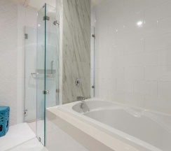 Двухместный номер Deluxe с видом на море двуспальная кровать в Cape Kudu Hotel