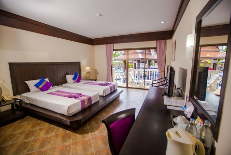 Карон: Курортный отель Kata Poolside Resort SHA Extra Plus