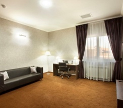 Сюит в Amici Grand Hotel