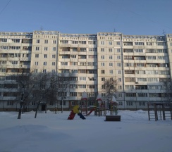 Апартаменты с 2 комнатами с балконом и с красивым видом из окна в Квартира Евродвушка Две подушки у Колоса