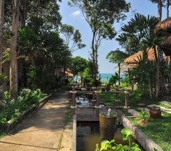 Бунгало Deluxe с видом на сад в LaLaanta Hideaway Resort