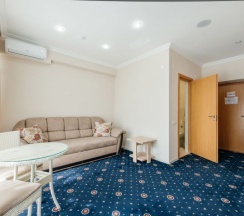 Стандартный семейный двухкомнатный номер с балконом в Бригантина