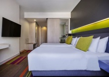 Номер Deluxe в Mercure Bangkok Siam