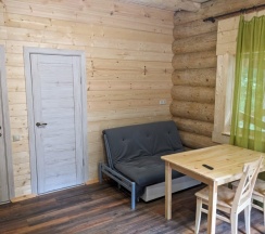 Семейный коттедж с видом на парк в Шишки