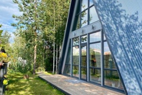 Нягань: Вилла/Бунгало Villa tivoli