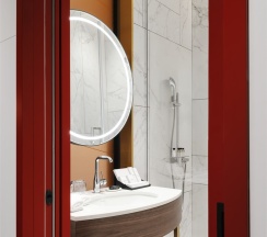 Представительский Кинг с видом на город в Maidens Hotel Moscow