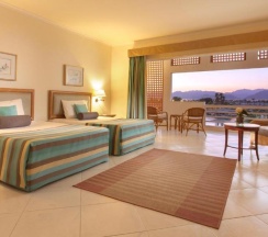 Двухместный номер Superior с видом на бассейн 2 отдельные кровати в Pickalbatros Golf Beach Resort