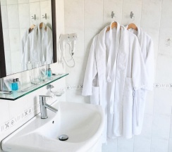 Номер улучшенный люкс в Хабаровск