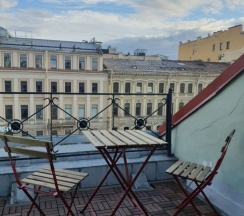 Люкс с видом на Невский проспект в Nevsky Avenue