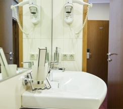 Классик: Петербургский двор в The Bridge hotel