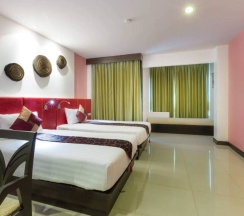 Двухместный номер Standard с балконом 2 отдельные кровати в The BluEco Hotel