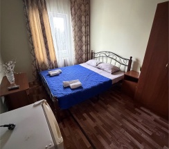 Четырехместный семейный номер в День-Ночь