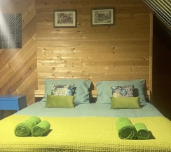 Двухместный номер Superior с балконом двуспальная кровать в Райские яблоки