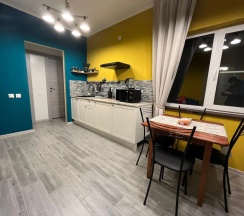 Четырёхместный люкс с 2 комнатами с красивым видом из окна в Нептун-2