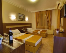 Одноместный номер Standard с балконом в Enki Hotel