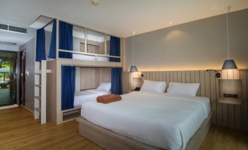 Номер Deluxe с двухъярусной кроватью в Baan Karon Resort