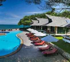 Номер Standard с балконом и с видом на залив в Sunset Park Resort and Spa