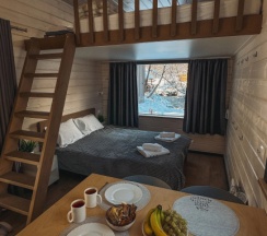 Шале с террасой №1 с красивым видом из окна в Mount House