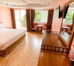 Двухместный номер Standard с видом на город двуспальная кровать в A.A. Pattaya Golden Beach Hotel