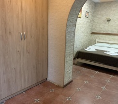 Номер стандарт семейный с 2 двуспальными кроватями в Застава