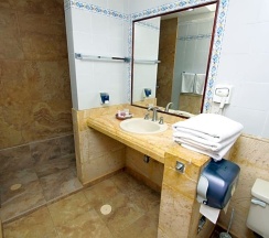 Четырёхместный номер Standard 2 отдельные кровати в Hotel Aitana Oaxaca