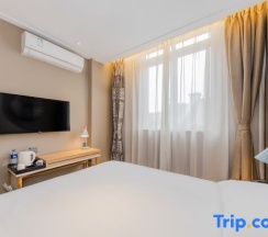 Двухместный номер Business двуспальная кровать в Homeinn (Shanghai Pudong Sanlin Metro Station)