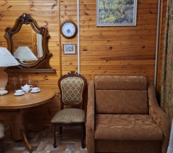 Номер Comfort с 2 комнатами с балконом и с красивым видом из окна в У Марины