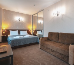 ПОЛУЛЮКС ДВУХМЕСТНЫЙ в Хоста