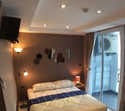 Студия Deluxe с балконом в Serenity Condo Wongamat by Patsamon