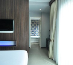 Двухместный номер Deluxe двуспальная кровать в The AIM Patong Hotel