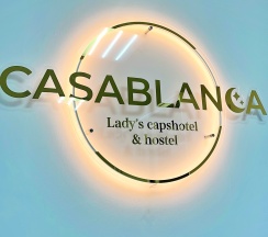 Спальное место в женском номере-4 в Casablanca