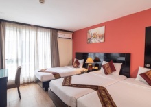 Люкс в Boss Suites Nana Hotel