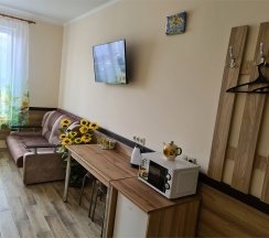 Номер на троих (3 односп кров. + 2 доп.места) в Подсолнух