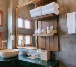 Четырёхместный номер Standard с 2 комнатами в Chuchai Buri Sri Amphawa