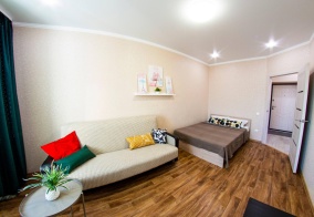 Апартаменты RENT-сервис (Рент-сервис) на Звездова в Омской области