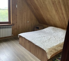 Коттедж с красивым видом из окна в Удача