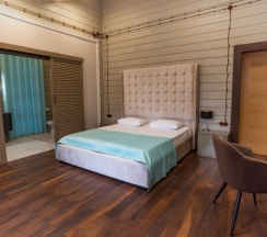 Коттедж с балконом в Литфонд