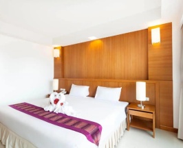 Двухместный номер Deluxe с балконом 2 отдельные кровати в Rawai Princess Hotel