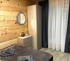 Апартаменты вместимостью 2+2 1 этаж (№3) в Сибирский