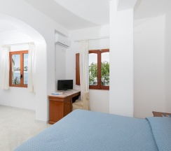 Четырёхместный номер Standard в Hotel Pupetto