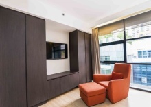 Номер Deluxe c 1 комнатой в Отель Maitria Sukhumvit 18 Bangkok – A Chatrium Collection