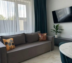 Коттедж с 3 комнатами с красивым видом из окна в Дом у реки