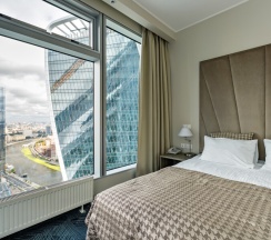 Комфорт + для двоих в Империи 48 этаж в Panorama city hotel