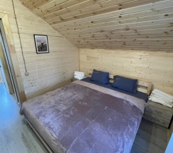 Пятиместный коттедж с 3 комнатами с красивым видом из окна в Нептун-2