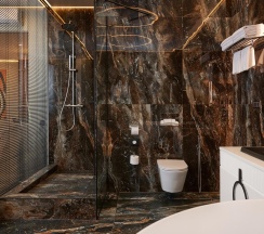 Номер люкс бизнес в AurA City Hotel